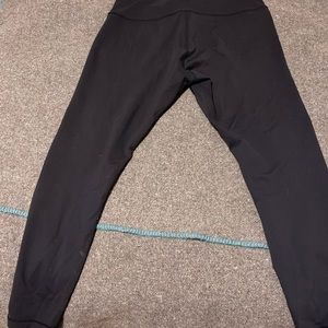 Size 14 Lulu lemon leggings, wonder under